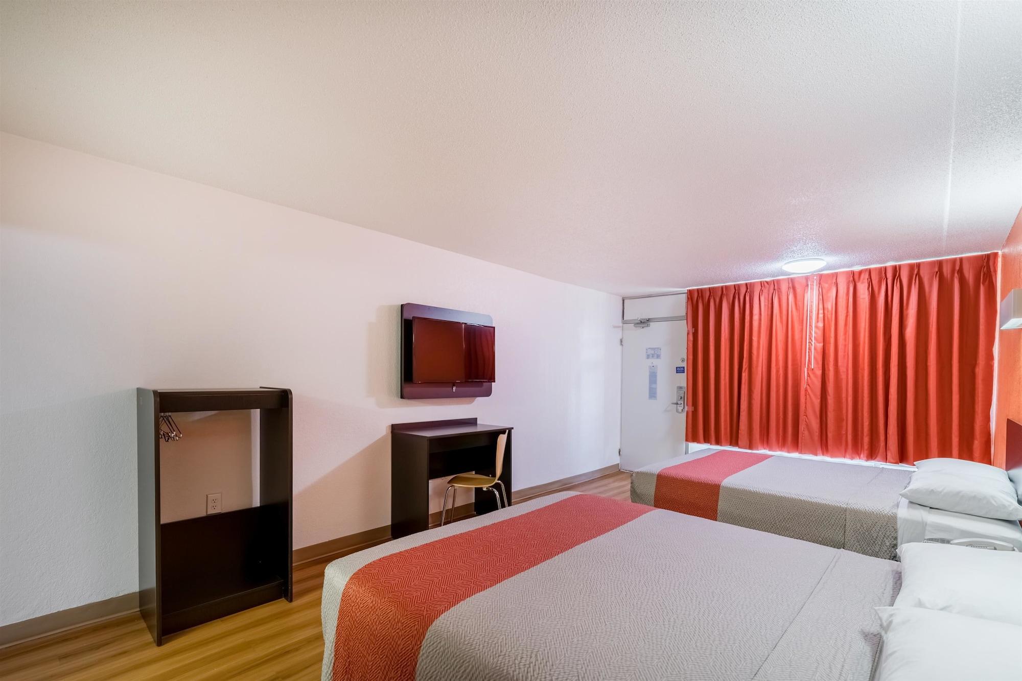 Motel 6-Oklahoma City, Ok - Bricktown Dış mekan fotoğraf